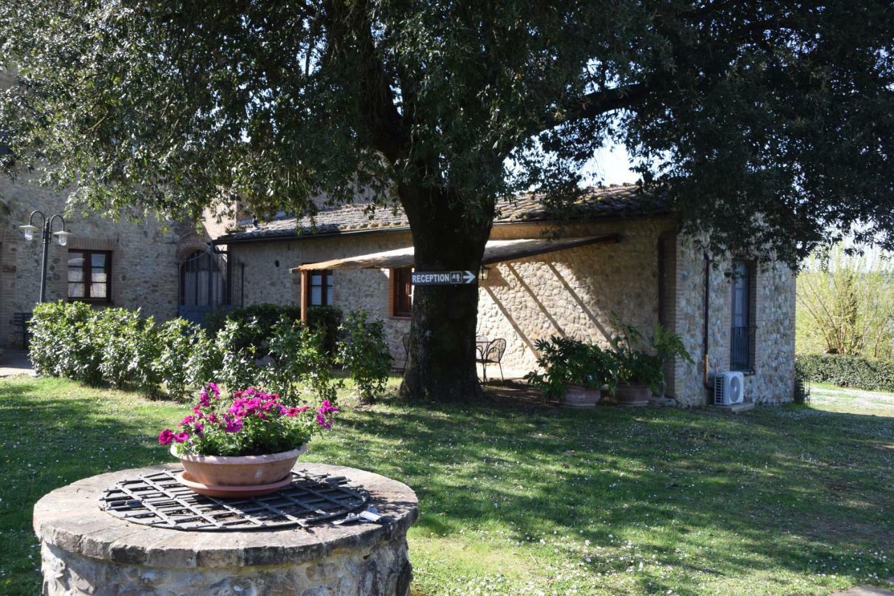 Aparthotel Le Rocche Di Valiano Exterior foto